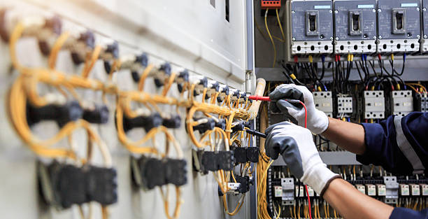 Professional Electrician technician working in Fulton, MS